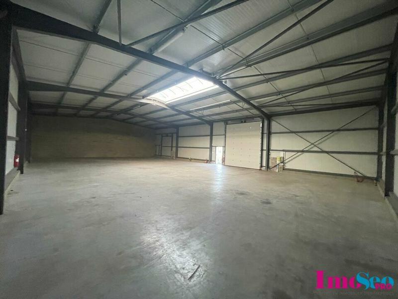 Local d'activité / Entrepôt - 450 m²