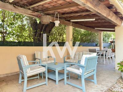 Maison - 198 m² - 6 pièces