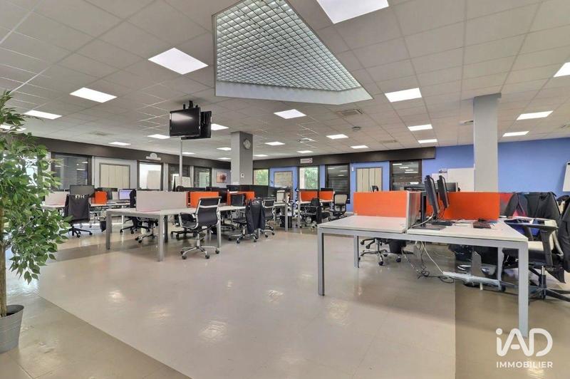 Bureau - 998 m²