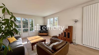 Appartement - 100 m² - 4 pièces