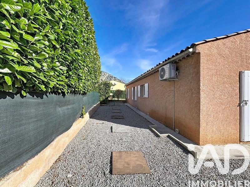 Maison - 92 m² - 4 pièces