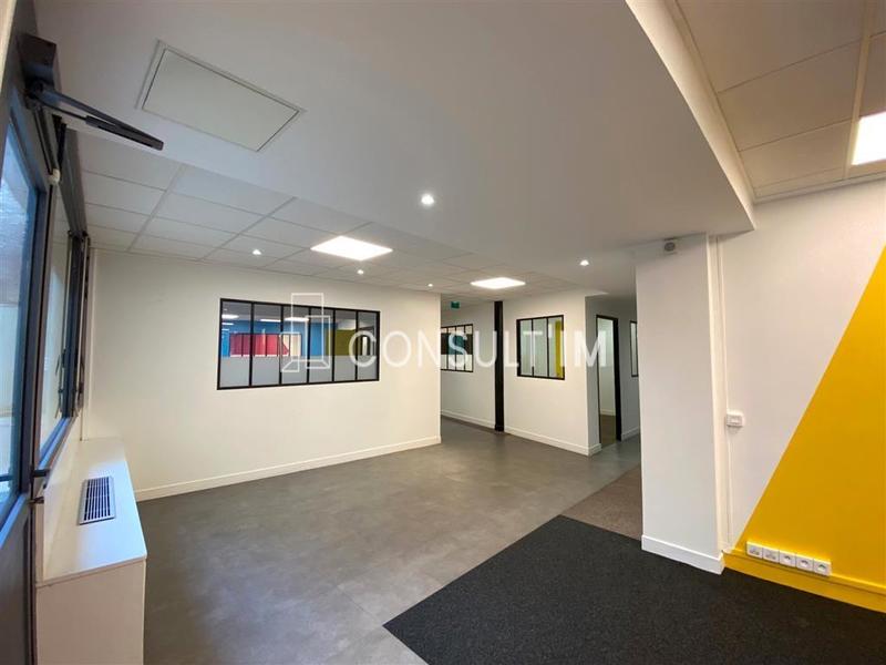 Bureau - 277 m²