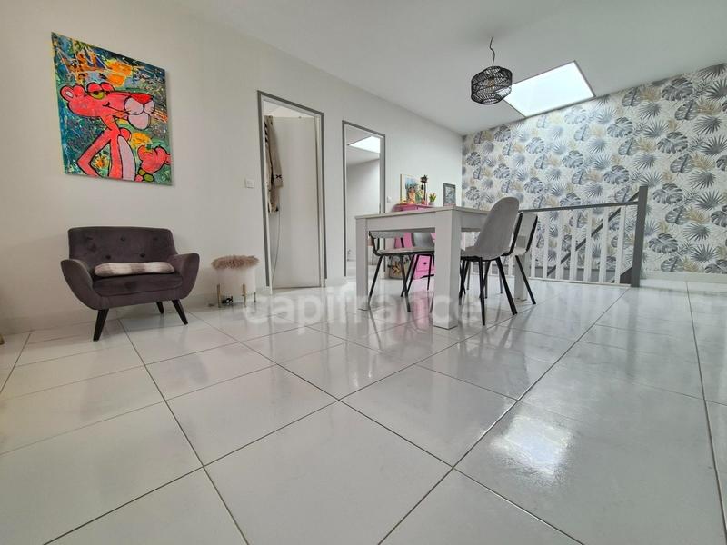 Maison - 105 m² - 5 pièces