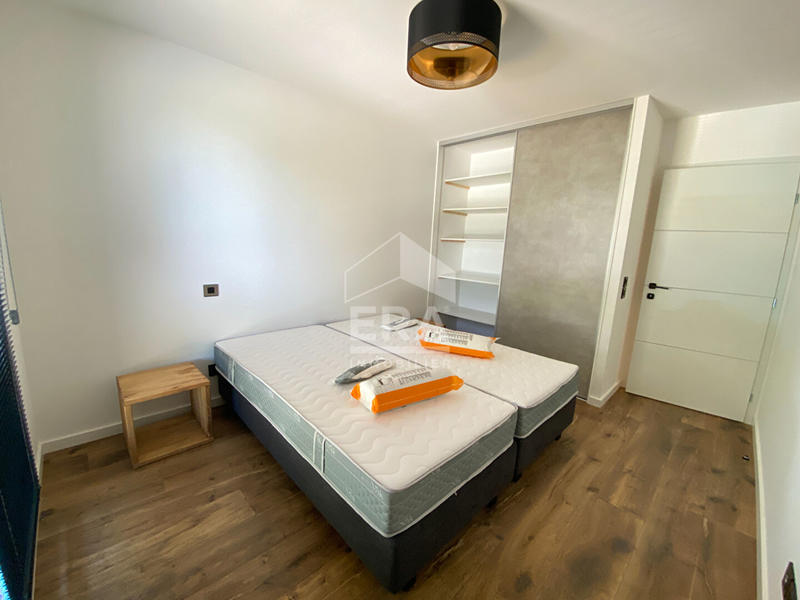 Appartement - 92 m² - 4 pièces