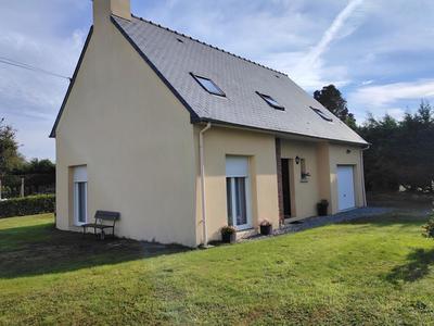 Maison - 92 m² - 5 pièces