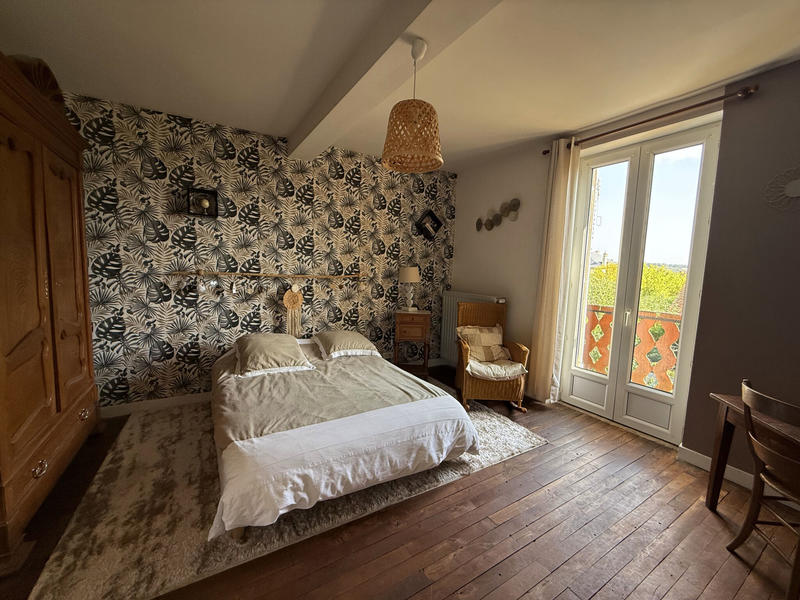 Propriété - 276 m² - 15 pièces