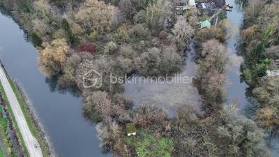 Terrain de loisirs - 4 584 m²