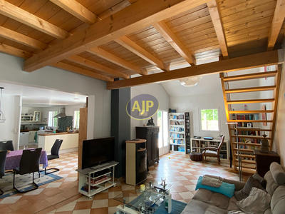 Maison - 119 m² - 4 pièces