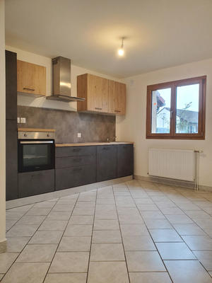 Maison - 96 m² - 5 pièces