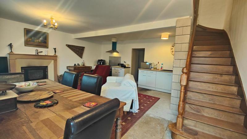 Maison - 143 m² - 6 pièces