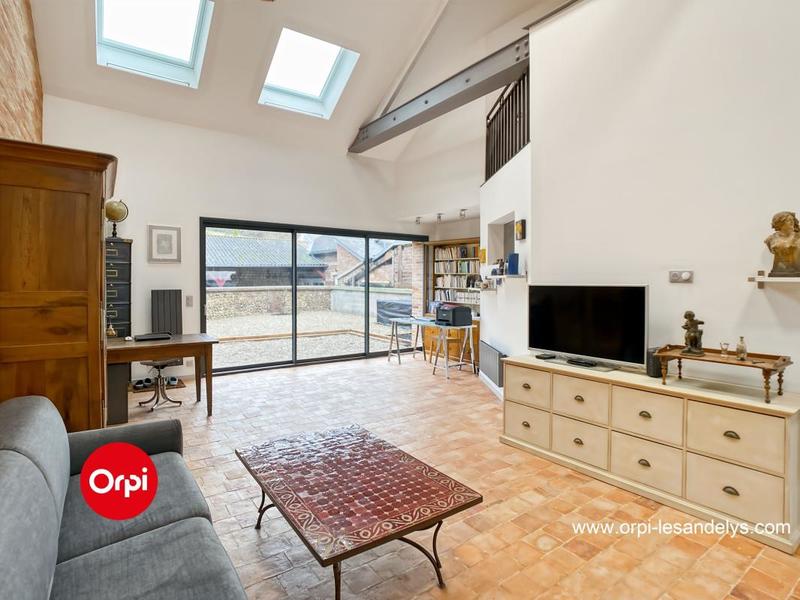 Maison - 104 m² - 4 pièces