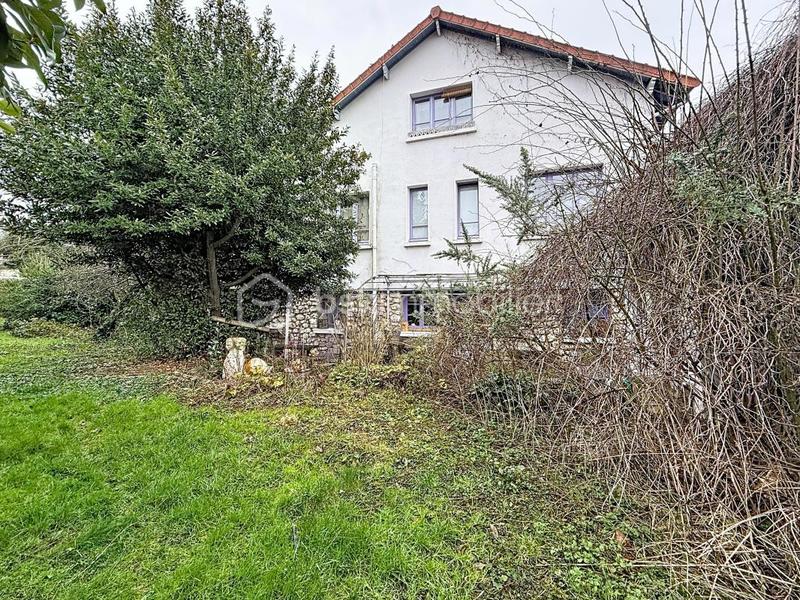 Immeuble - 190 m² - 8 pièces