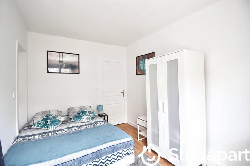 Chambre - 11 m² - 1 pièce