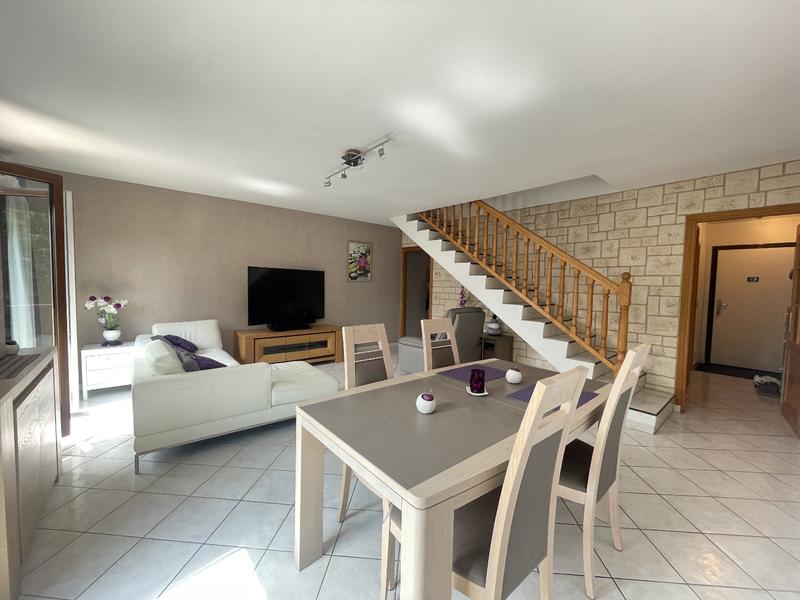 Appartement - 80 m² - 4 pièces