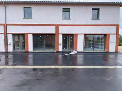 Local commercial - 160 m²