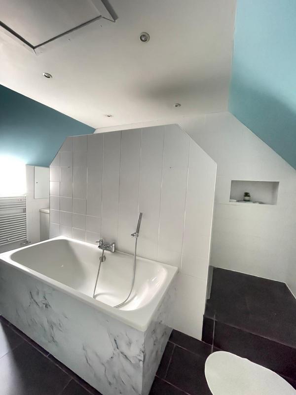 Maison ancienne - 222 m² - 7 pièces