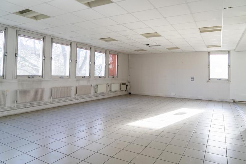 Bureau - 1 552 m²