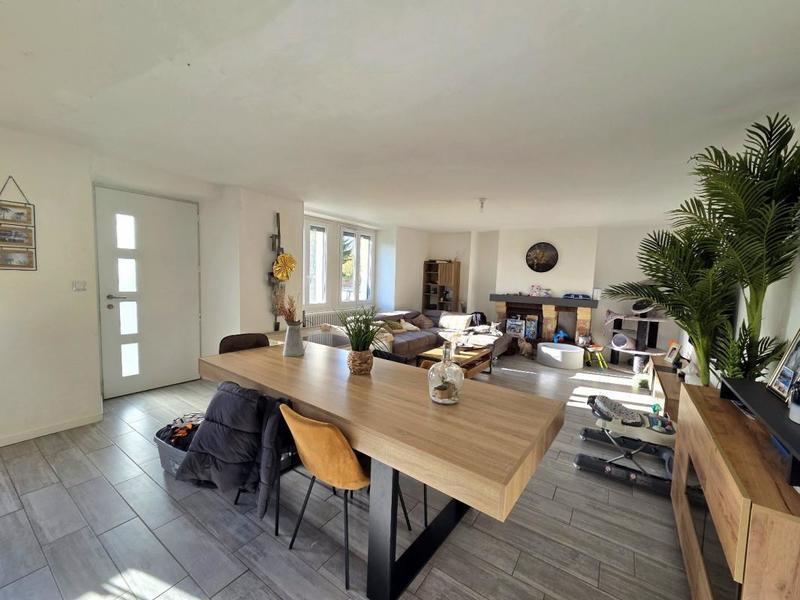 Maison - 141 m² - 5 pièces