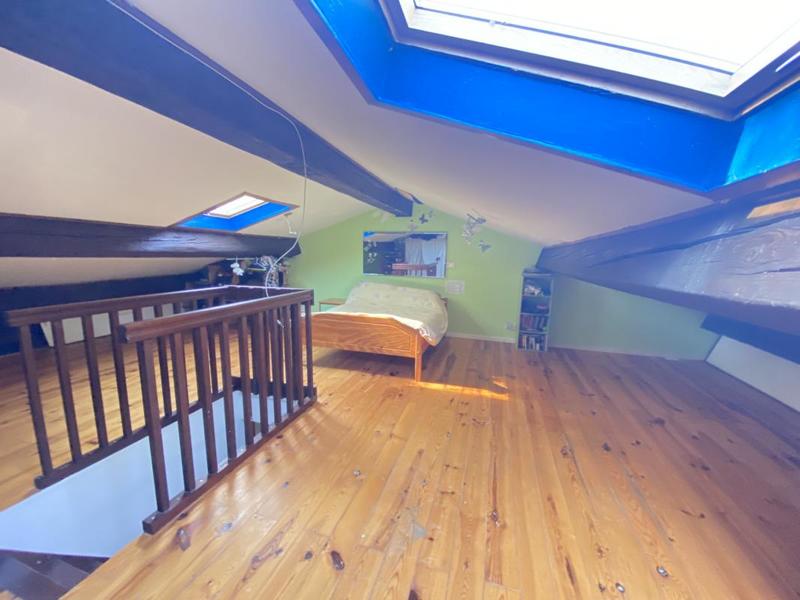 Maison - 203 m² - 8 pièces