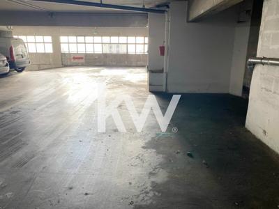 Parking / Garage - 9 m²