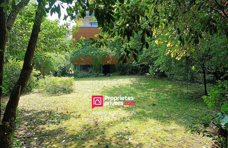 Maison - 191 m² - 9 pièces