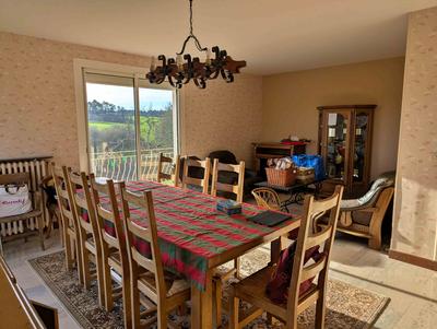 Maison - 105 m² - 4 pièces