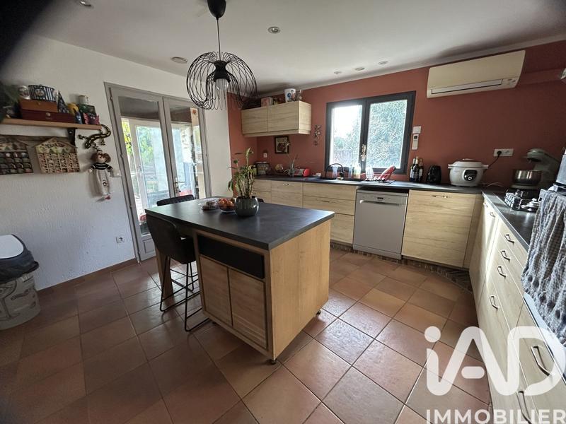 Maison - 275 m² - 7 pièces