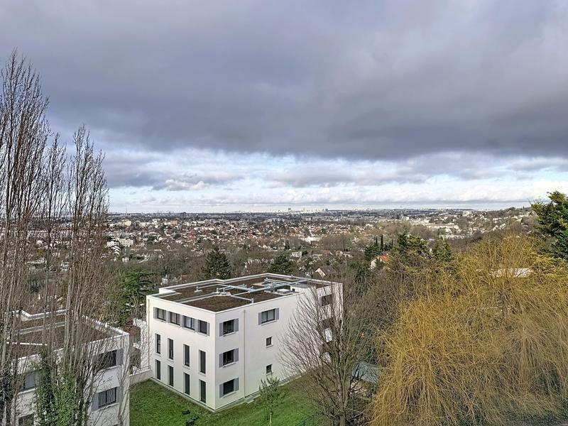 Appartement - 103 m² - 5 pièces