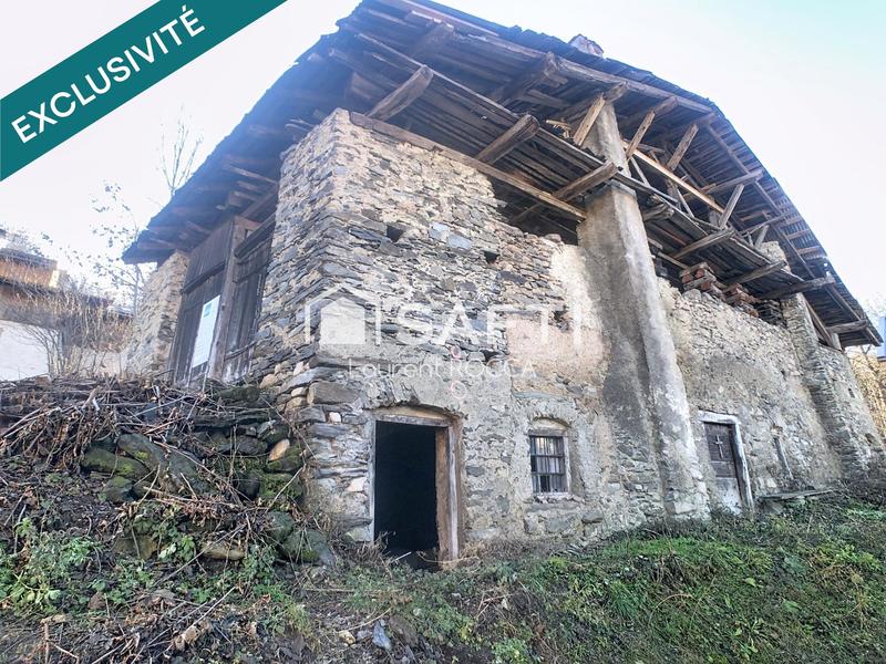 Maison - 200 m² - 2 pièces