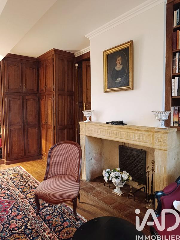 Maison - 393 m² - 10 pièces