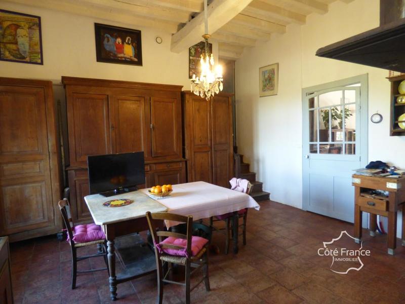 Propriété - 495 m² - 16 pièces