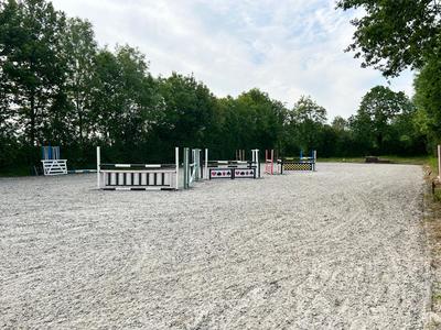 Demeure - 351 m² - 15 pièces