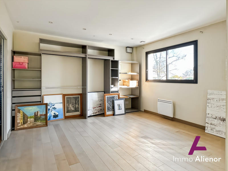 Maison contemporaine - 176 m² - 6 pièces