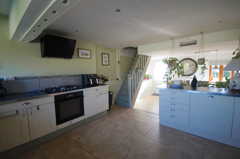 Maison - 170 m² - 6 pièces