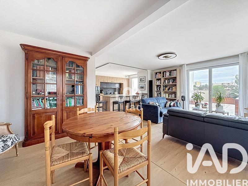 Appartement - 96 m² - 4 pièces