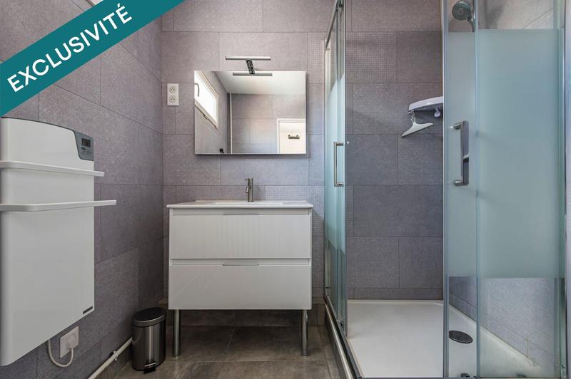 Maison - 196 m² - 8 pièces