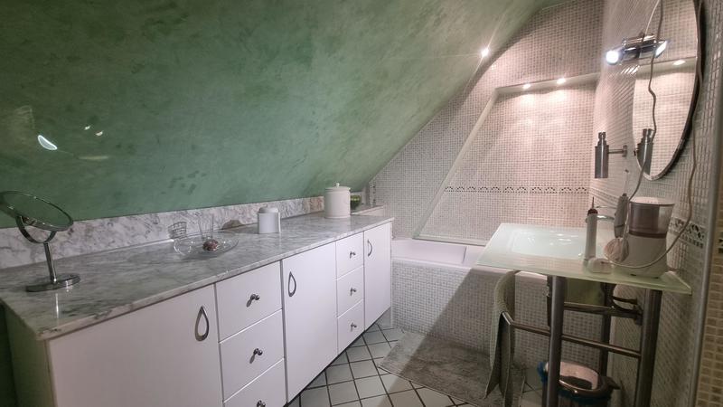 Appartement - 109 m² - 8 pièces