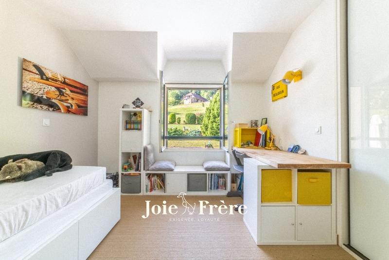 Maison ancienne - 221 m² - 8 pièces