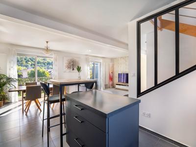 Duplex - 80 m² - 4 pièces