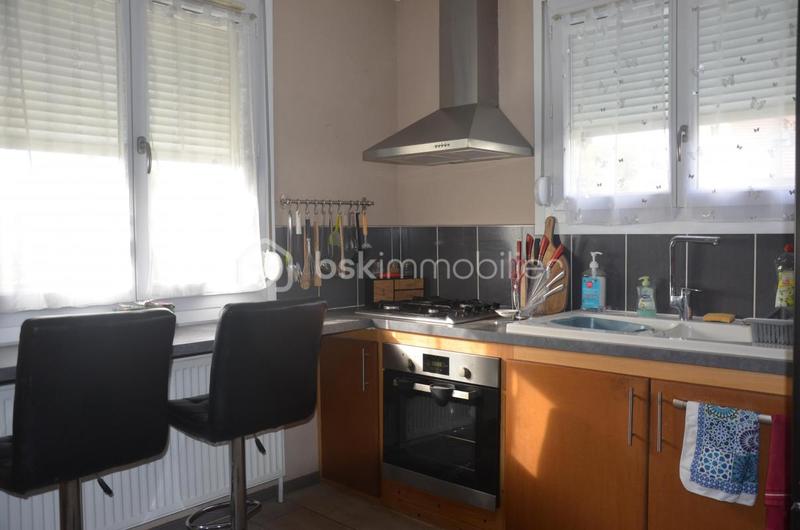 Maison - 93 m² - 6 pièces