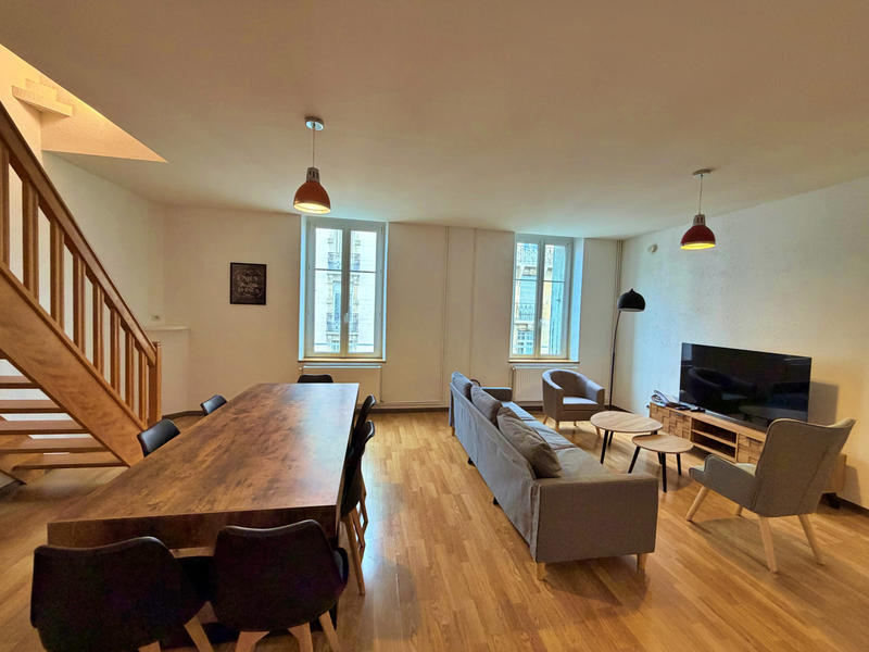 Appartement - 87 m² - 4 pièces