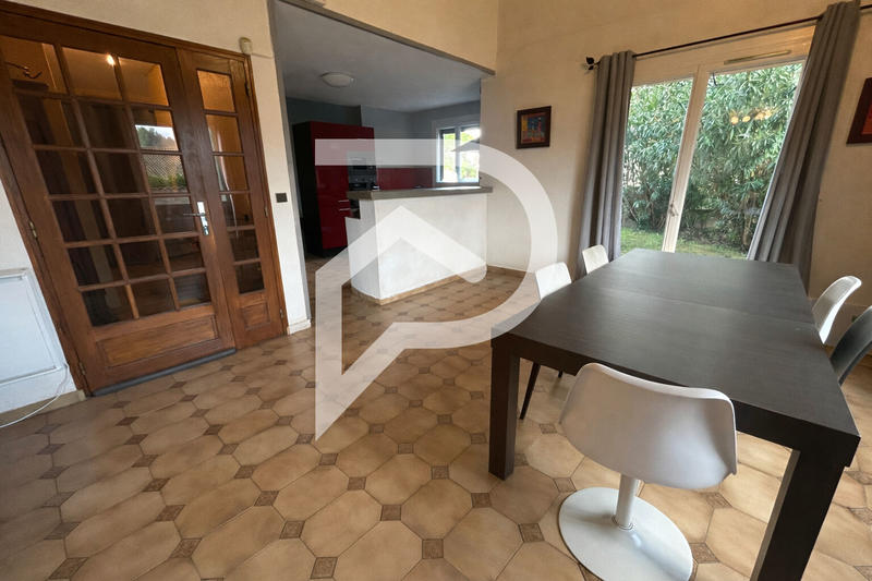 Maison - 170 m² - 6 pièces