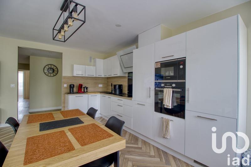 Appartement - 82 m² - 4 pièces