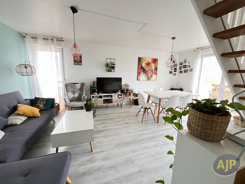 Appartement - 64 m² - 3 pièces