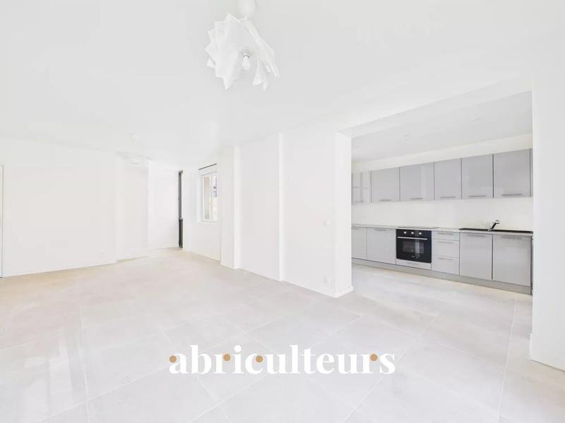 Maison - 25 m² - 5 pièces