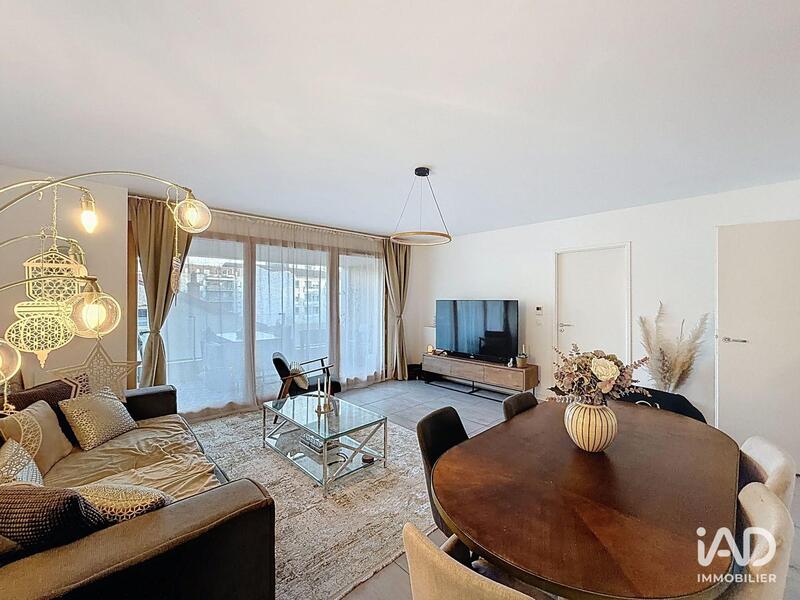 Appartement - 89 m² - 4 pièces