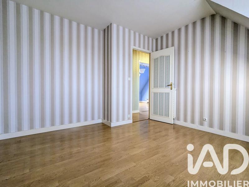 Maison - 91 m² - 5 pièces