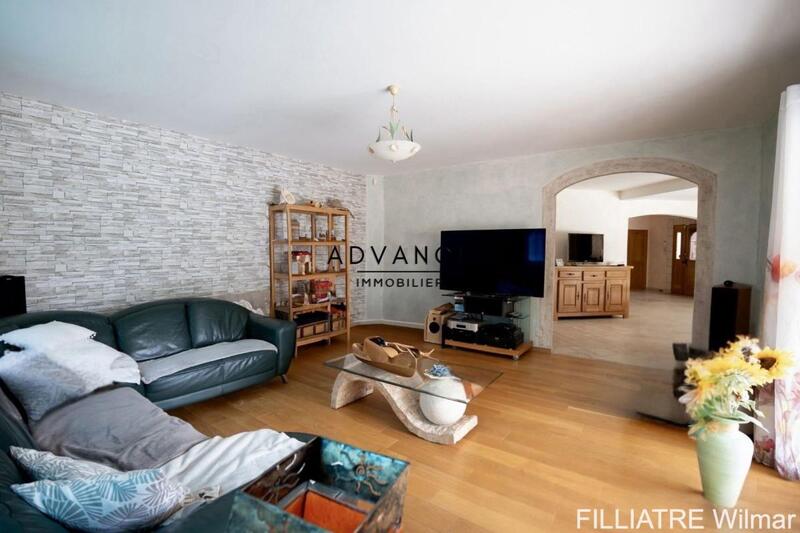 Maison - 210 m² - 5 pièces