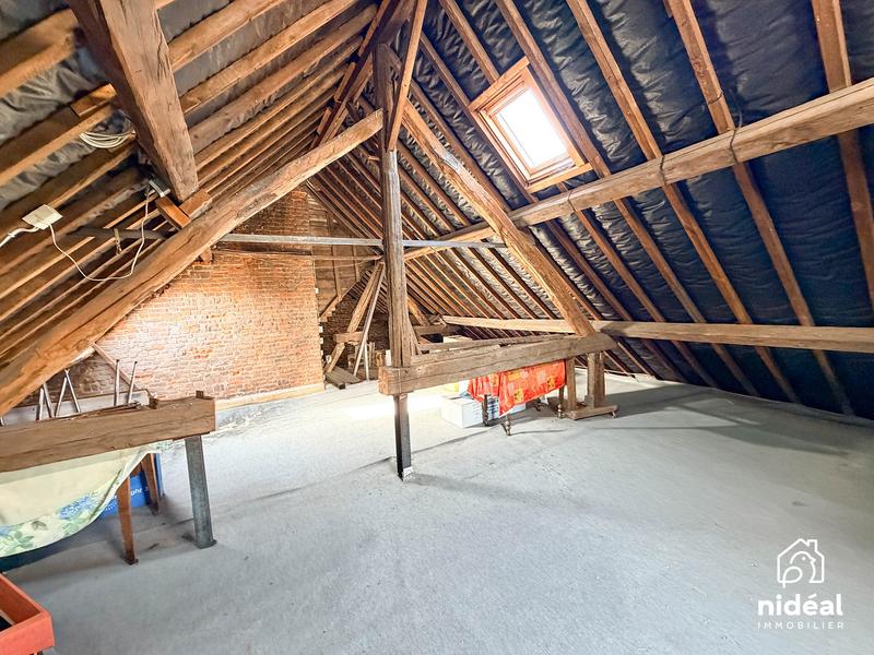 Maison - 203 m² - 7 pièces