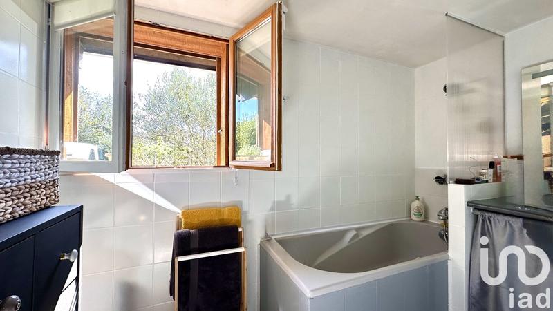 Maison - 122 m² - 5 pièces